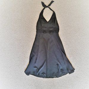 Ann Taylor - Beautiful 100% Silk Halter Style Cocktail/Evening Dress